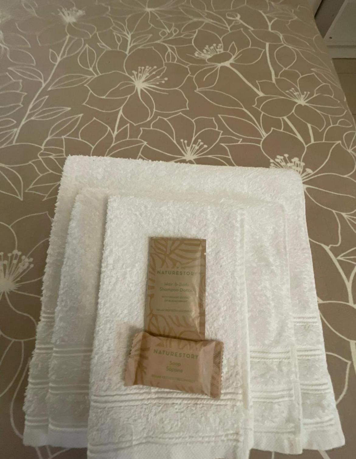 Sabrina Maison Chic Dolce Nido Sul Mare San Bartolomeo Al Mare Eksteriør billede