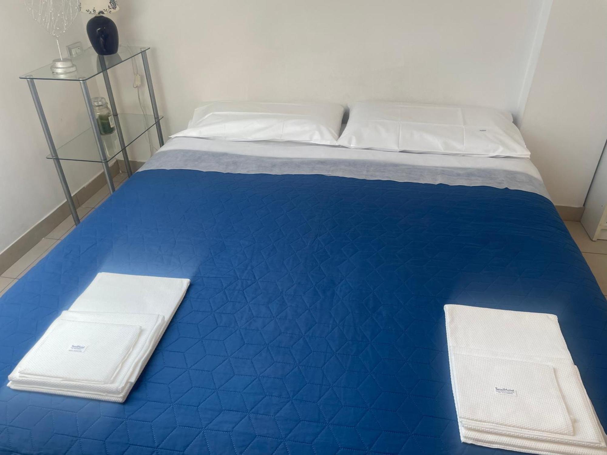 Sabrina Maison Chic Dolce Nido Sul Mare San Bartolomeo Al Mare Eksteriør billede
